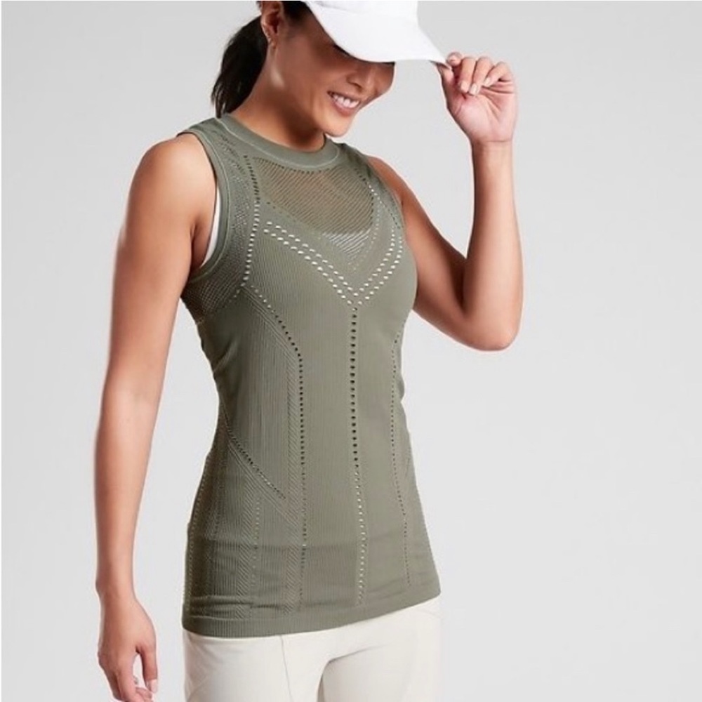 Athleta Oxygen Tank Top Laurel Olive Green Seamless Activewear Tank Size XS EUC!